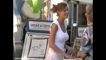 Busty german teen selling newspapers, candid, downblouse