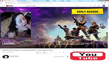fortnite  Gamer girl For the first time my boy was on the streams