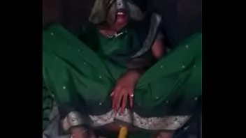 indian desi village wife in saree doing anal masturbation