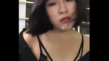 Vietnamese Girl on Webcam Show