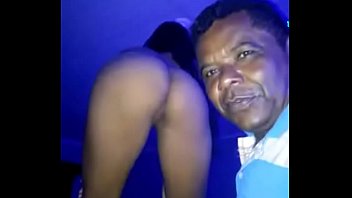 Stripper feito no bar da Tigresa com dança funk e internacional