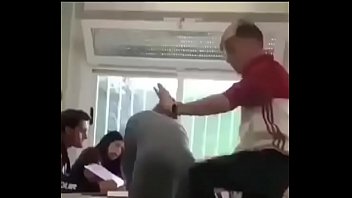 Schooll students teas teacher