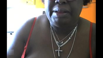 Bossgirls Skype: Intense orgasm while showing off her body